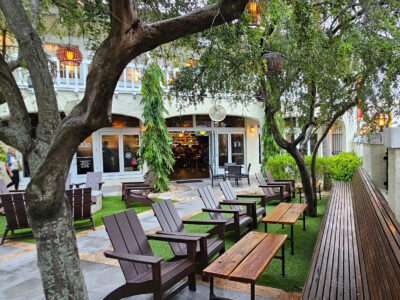 Patio Bar & Pizza - Dog-Friendly Dining - Fort Lauderdale